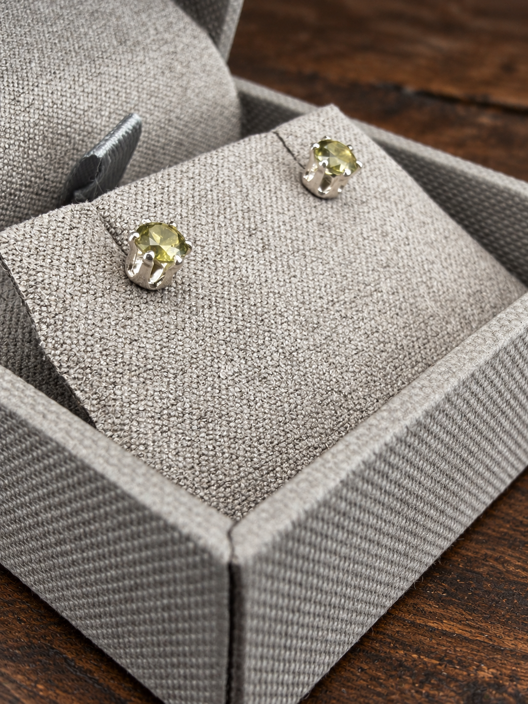 4mm Montana Sapphire Earrings | Genuine & Non-Heat Treated (LG2)